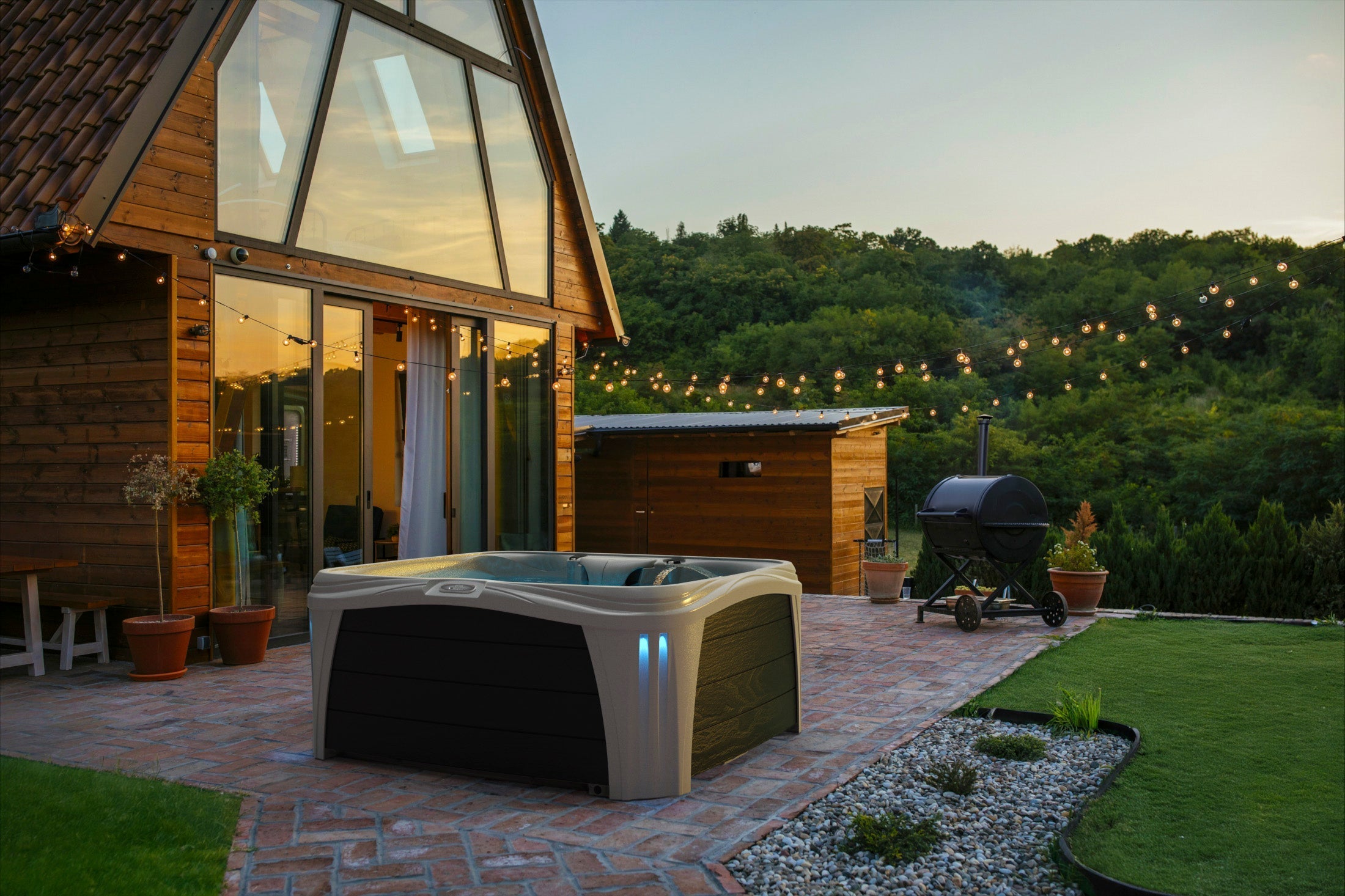 Jacuzzi Play Series - Jacuzzi Hot Tubs Rochester